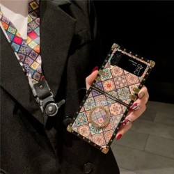 Luxury Glitter Retro Flower Lanyard Cover For Samsung Galaxy Z Flip 4 Fashion bracket Square Case For Samsung Galaxy Z Flip 3